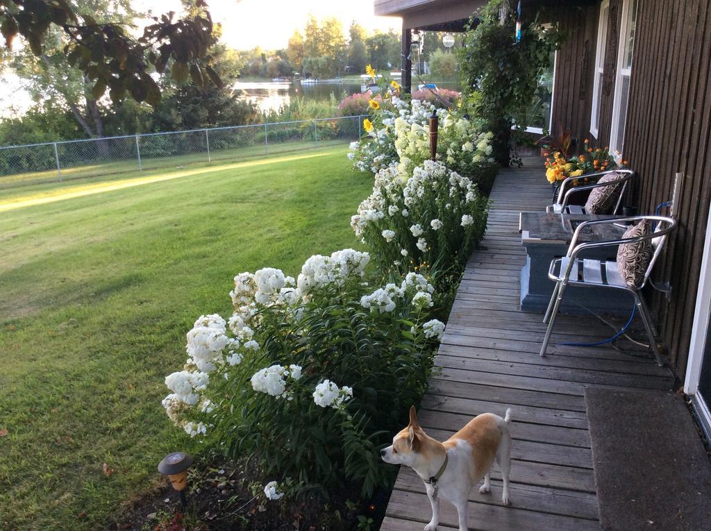 Robert'S Roost Rv Park Resort Quesnel Exterior photo