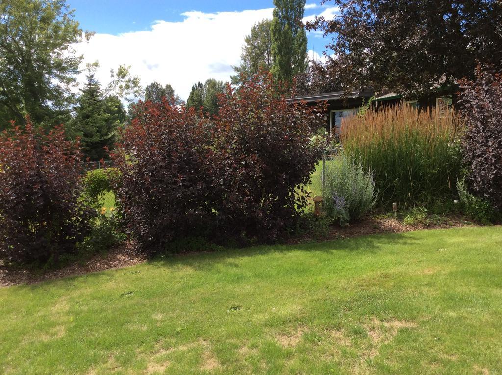 Robert'S Roost Rv Park Resort Quesnel Exterior photo
